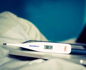 درجة حرارة الجسم, ارتفاع درجة الحرارة, ترمومتر, صحة