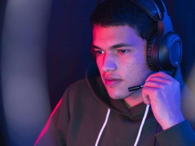 كيف تستفيد إلى أقصى حد ممكن من منصة ديسكورد؟