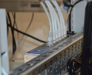 إنترنت, اتصالات, تاريخ الإنترنت, كابل إنترنت