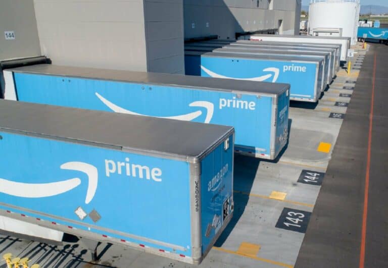 حظر الهواتف المحمولة