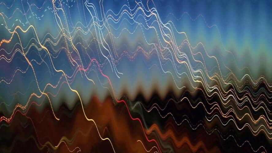 الأطباء يسجلون الموجات الدماغية للمرضى بهدف فهم الآلام المزمنة