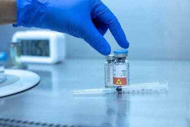 إدارة الغذاء والدواء توافق على عقار «إنهيرتو» لمعالجة سرطان الثدي المتقدم