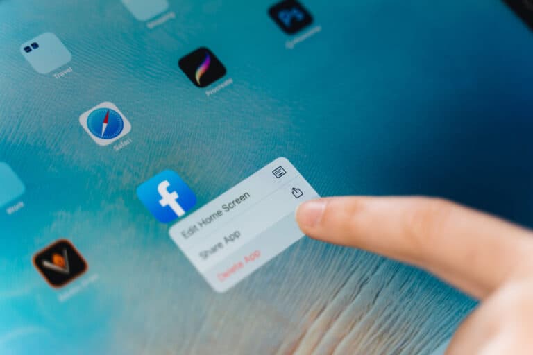 حذف حساب فيسبوك