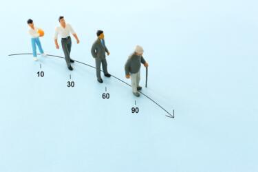 10 علامات للشيخوخة المبكرة وكيف تتجنبها