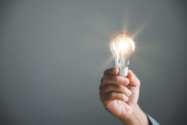 هل يسهم الجسد جنباً إلى جنب مع الدماغ في القدرات الإبداعية؟