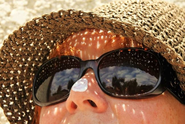 أشعة فوق بنفسجية, ملابس