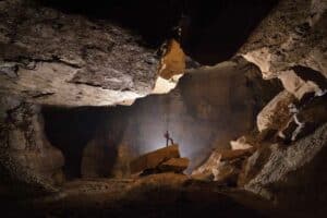 الكهف, كهوف, أعداد المجلة