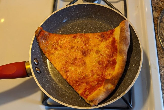 بيتزا, تسخين البيتزا, أكل البيتزا, أنواع البيتزا