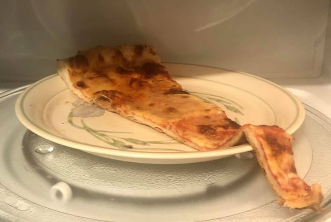 بيتزا, تسخين البيتزا, أكل البيتزا, أنواع البيتزا