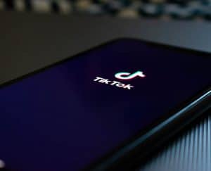 تطبيق تيك توك, أمان العائلة, الأسرة, تطبيقات, تحديات