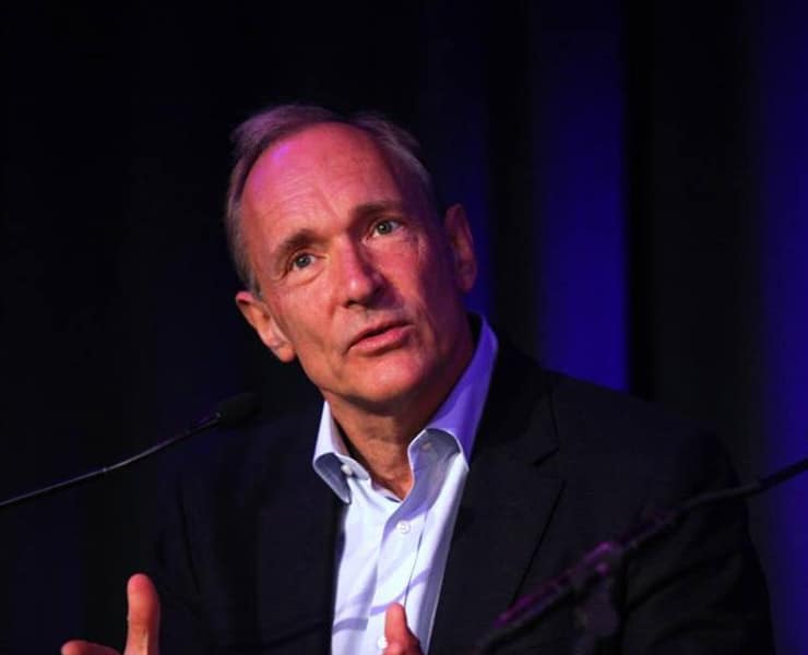 مؤسس الإنترنت تيم بيرنرز, تقنية, اتصالات