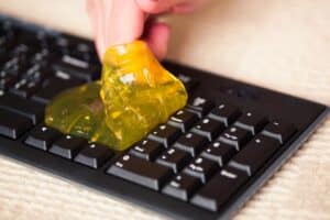 صناعة سلايم في المنزل