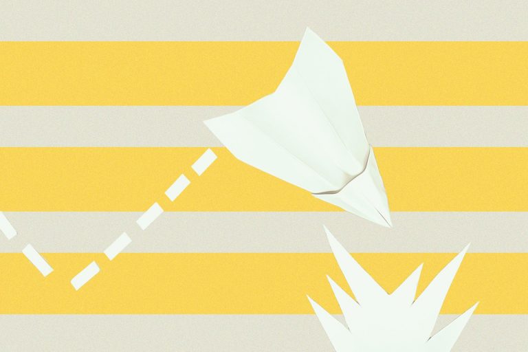 نادرة الحدوث لكنها تحدث: تعرّف إلى أبرز حوادث سقوط الطائرات وأسبابها