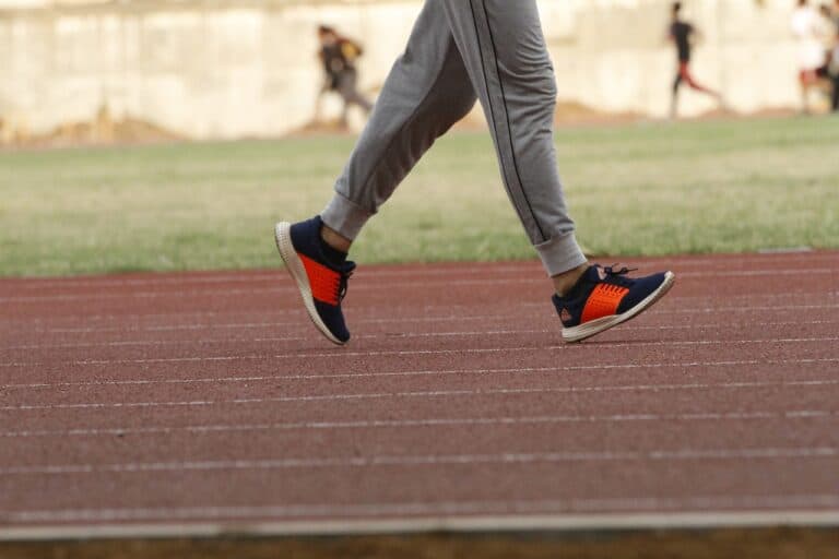 طريقة المشي الصحيح