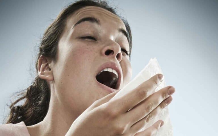 أسباب العطس