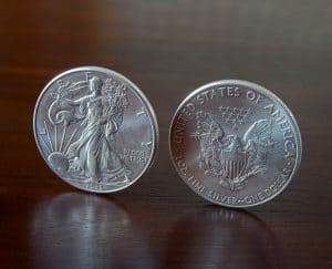 الفضة, بكتيريا, عملات