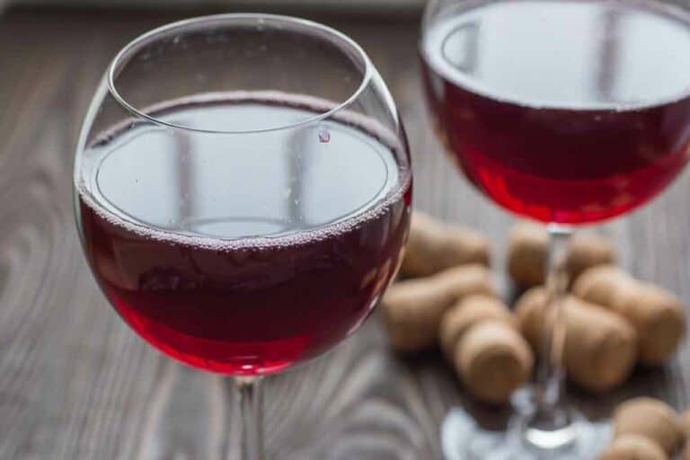 نبيذ أحمر