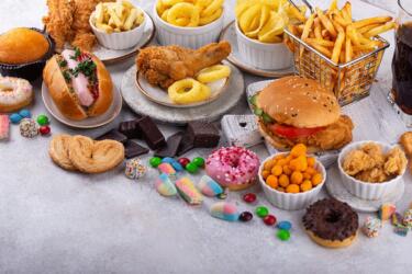 الغذاء الغربي والسكري: هل وجباتنا تقودنا إلى الخطر؟